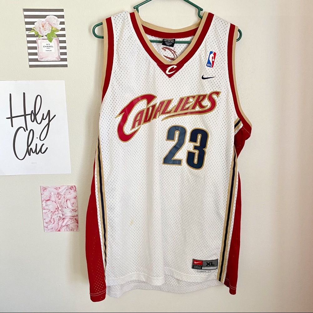 Lebron James Nike Cavaliers Jersey XL
